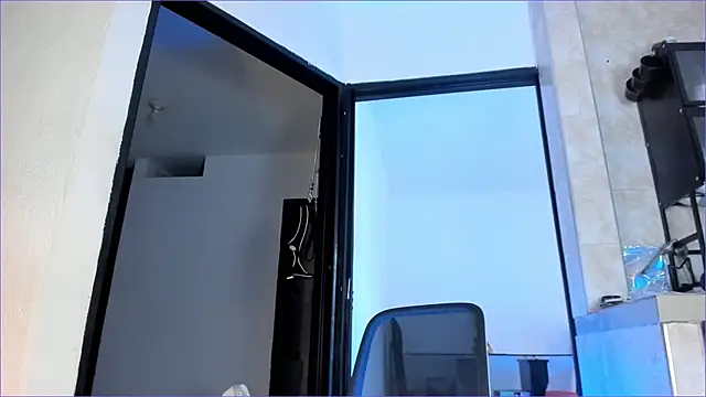 CandyLatinHott online show from June 16, 8:54 pm