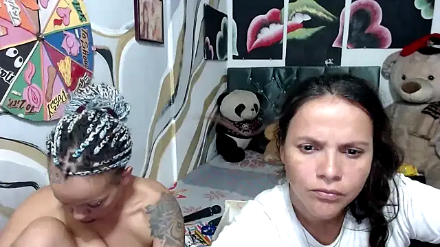 Snapshot of manzanahot9 chatting on October 7, 8:02 pm manzanahot9 online show from October 7, 8:02 pm