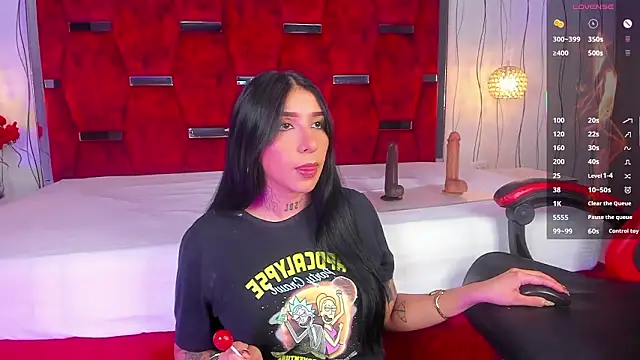 Leiaa  online show from February 20, 2:21 am