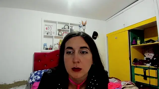 Sweet-Suck69 online show from April 17, 7:10 am