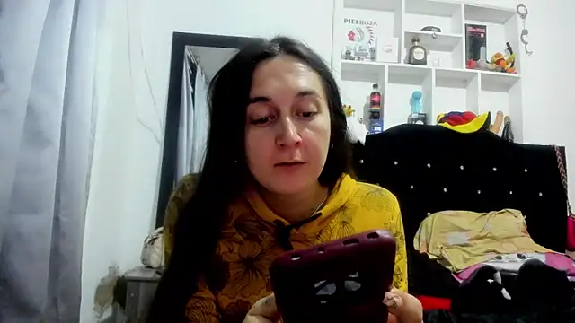 Sweet-Suck69 online show from February 20, 3:05 am