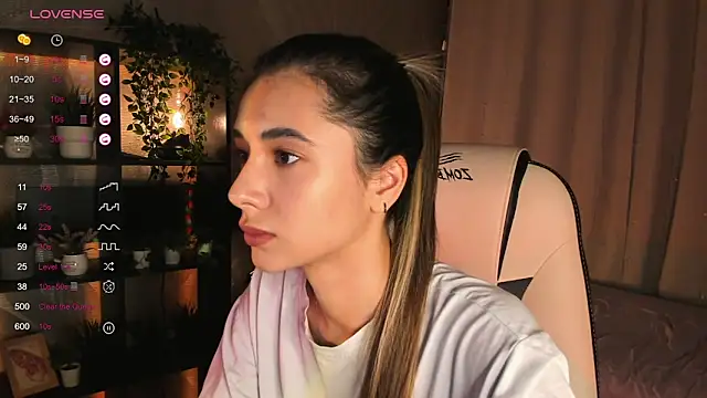 DarlaLike online show from November 19, 3:39 am