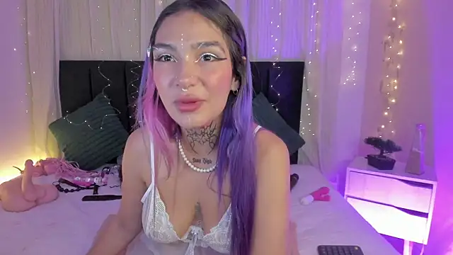 party-naugthysex online show from May 27, 8:33 am