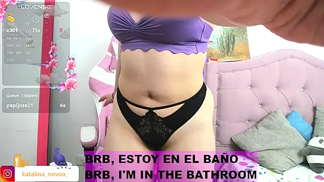 Katalina novoa online show from October 31, 1:40 am