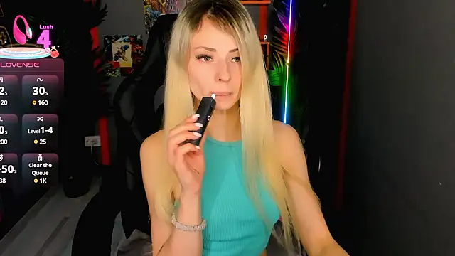 PollyMillees online show from February 10, 8:12 pm