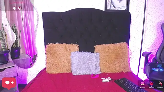 Snapshot of alicee_laurent chatting on September 24, 3:38 am alicee laurent online show from September 24, 3:38 am