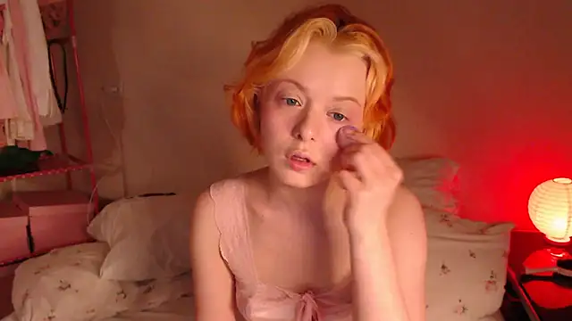 KatieMelone online show from June 14, 7:03 pm