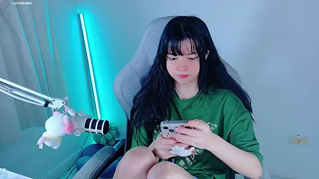 stephybrown online show from February 5, 12:24 am