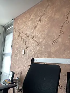 Miabonnett  online show from December 17, 1:26 pm