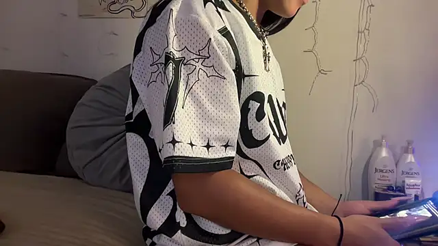 tsjaden777 online show from June 16, 4:24 am