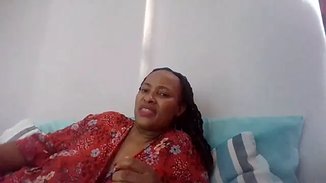 BabeAssXX online show from February 2, 2:05 pm