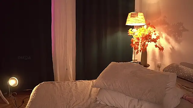 ifuckingtoy  online show from November 9, 2:35 pm