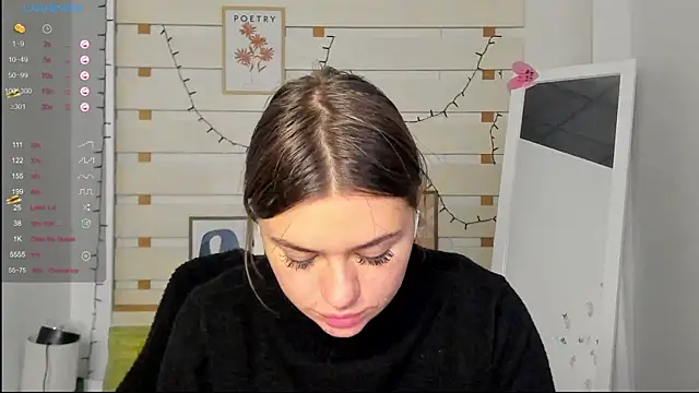Snapshot of Josephine_Kiss chatting on October 20, 1:03 pm Josephine Kiss online show from October 20, 1:03 pm