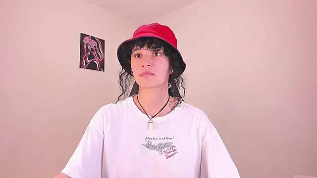 valentina 27 online show from January 6, 1:09 am