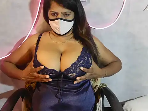 Snapshot of Addy_Xl chatting on September 11, 11:05 pm Addy Xl online show from September 11, 11:05 pm