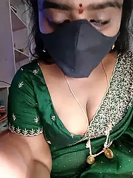 louise92 online show from May 16, 7:02 pm