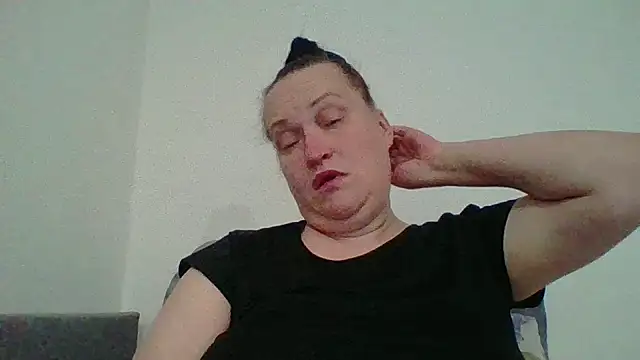  squirty cum lady  online show from October 7, 3:44 am