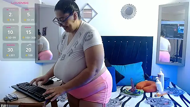 bubis laru53 online show from October 9, 5:50 pm