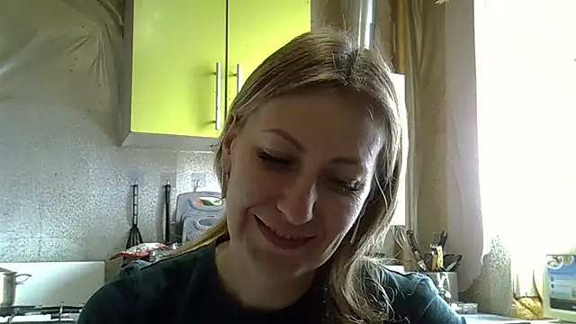 AshleyXHoney online show from March 26, 8:05 am