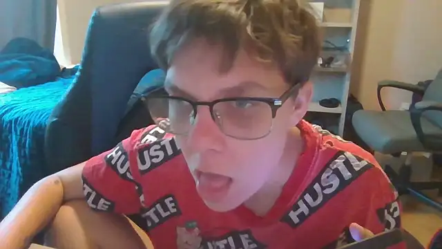 KaliSnow199623 online show from September 15, 1:47 am