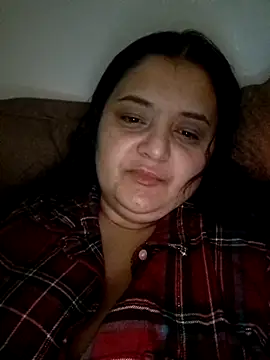 sarahhh1987 online show from January 6, 6:22 pm