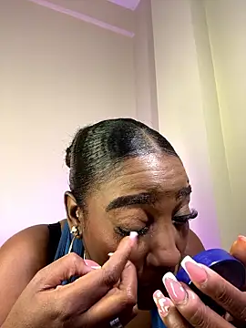 Perlasexyu1 online show from January 17, 2:02 pm