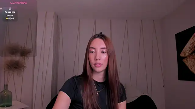 AnaisNin online show from April 16, 12:05 pm