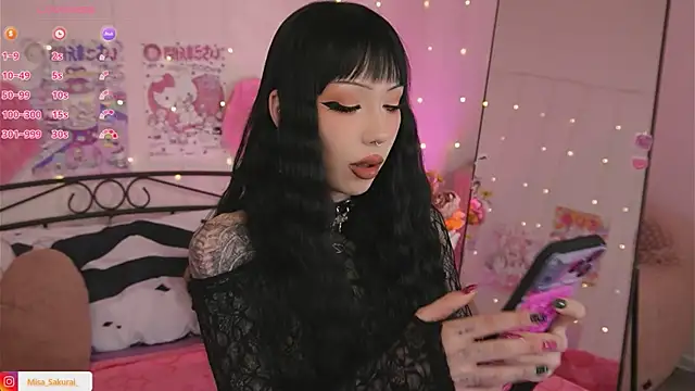 Misa Sakurai online show from July 22, 9:10 am