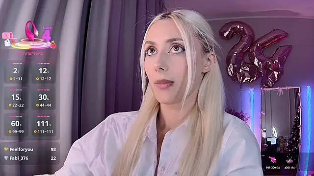 LoryWood online show from January 17, 5:31 pm