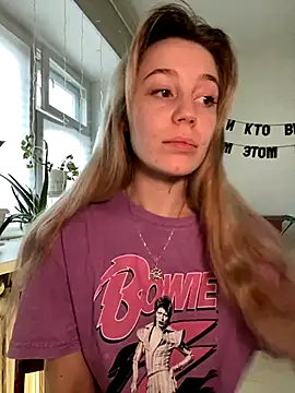 meanexx online show from December 5, 9:10 am