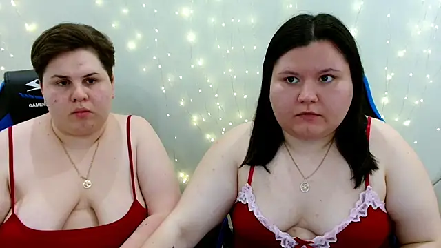 BeckyAndHellen online show from May 29, 3:43 pm