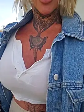 YourMommyBlair online show from March 17, 8:51 am