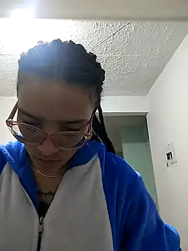 Yaumiko online show from April 16, 11:10 am