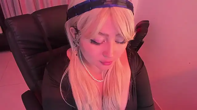 Snapshot of Lena_sweetx chatting on October 5, 2:27 am Lena sweetx online show from October 5, 2:27 am