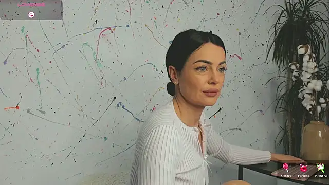 sonia esd online show from December 3, 7:33 am