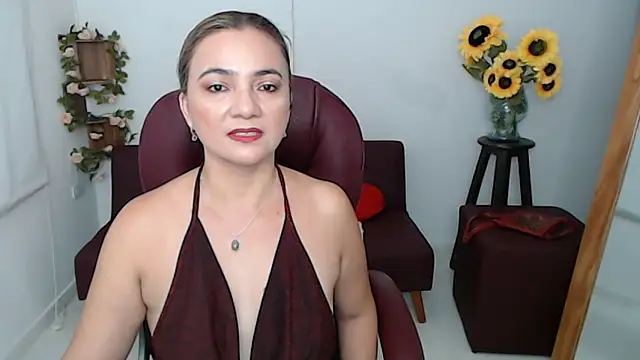 ana milf online show from May 28, 1:53 pm