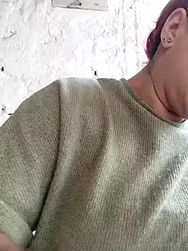 EmaGw online show from December 5, 6:42 pm