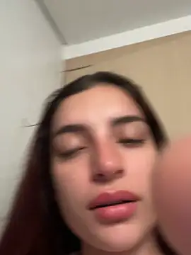 dakota le online show from February 4, 12:19 pm