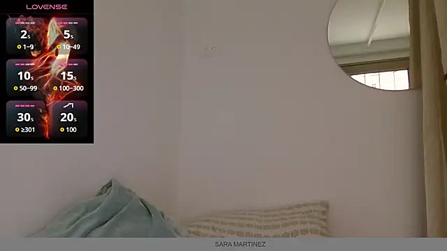 Snapshot of saramartinez1000 chatting on September 27, 5:20 pm saramartinez1000 online show from September 27, 5:20 pm