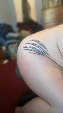 velvetta  online show from April 10, 6:25 pm