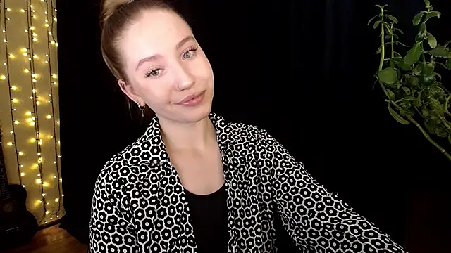 SindiWatsoon online show from October 29, 12:31 pm