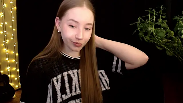 SindiWatsoon online show from September 23, 8:12 am