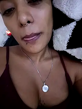 Snapshot of VictoireFeller chatting on September 22, 3:38 am VictoireFeller online show from September 22, 3:38 am