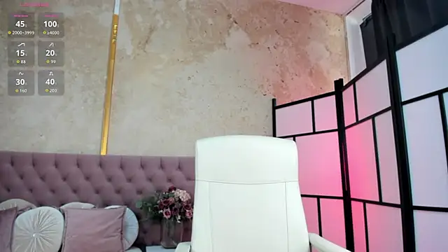 Jelisse Jones online show from October 30, 11:33 am