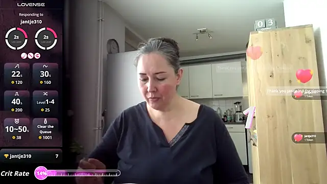 MilfGina online show from October 3, 7:57 am