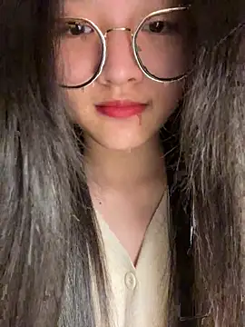 Krixxi22 online show from February 10, 7:39 pm