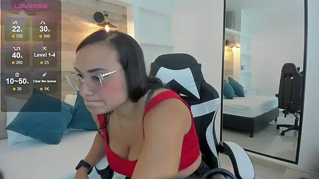 Snapshot of zoe_danae_ chatting on September 9, 12:27 pm zoe danae online show from September 9, 12:27 pm