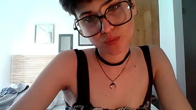 sarah perfect online show from March 1, 3:23 pm