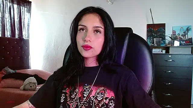 Ary Pieerce online show from October 24, 9:44 pm