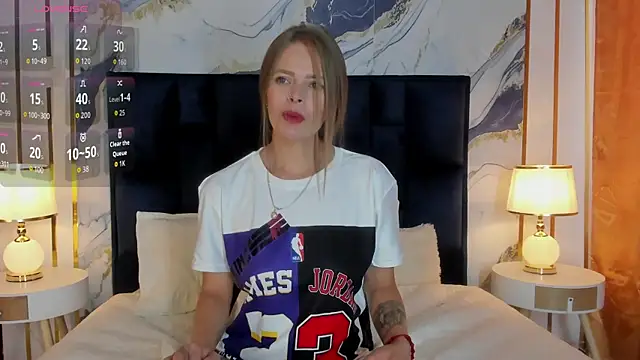 Laurablue online show from December 21, 10:13 pm